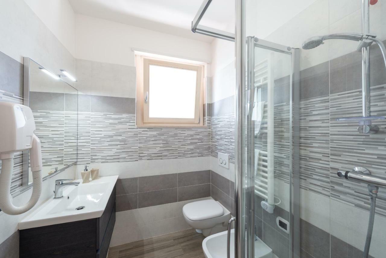 Boca Marina Aparthotel Alba Adriatica Kültér fotó
